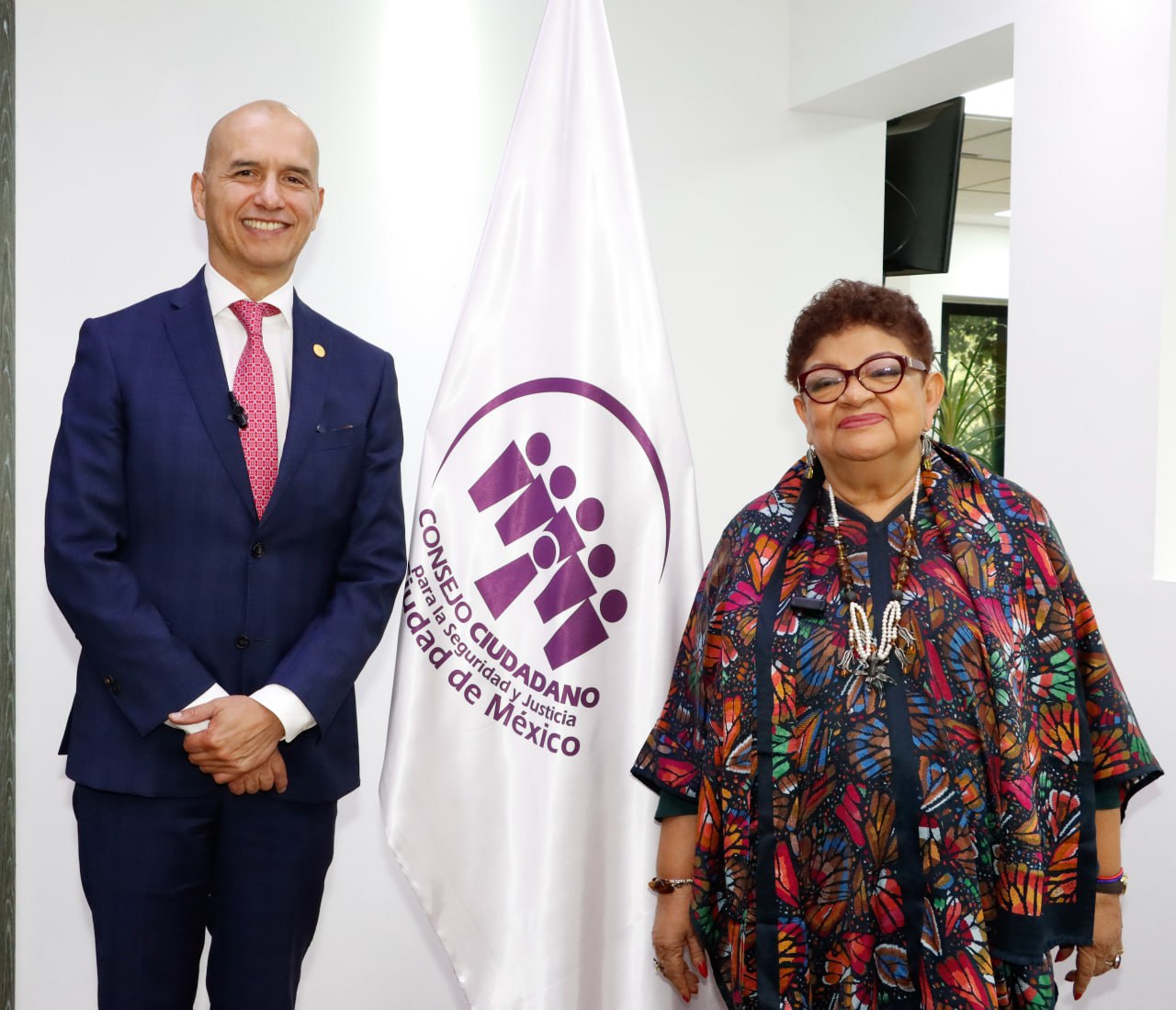 RECONOCE CONSEJO CIUDADANO TRABAJO DE ERNESTINA GODOY